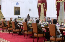 Diskusikan Kota Baru, Jokowi Undang Sejumlah Asosiasi Profesi