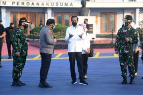 Jokowi Tinjau Infrastruktur dan Vaksinasi Massal di Jateng