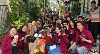 Mahasiswa FIKOM Universitas Ciputra Surabaya dan PPS  Gelar Workshop Kampung Bebas Sampah