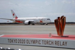 Kirab Obor Olimpiade Tokyo tanpa Penonton