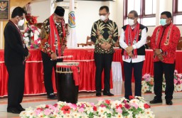 Gubernur Maluku Buka Kongres AMGPM ke-29