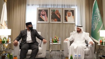 Menag Diskusikan Persiapan Awal Haji 1444 H/2023 M