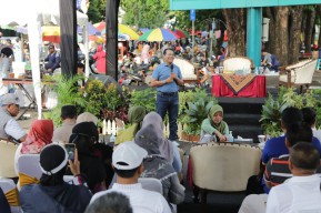 Dialog Interaktif "Talk Show On The Street" Meriahkan Alun-Alun Kota Probolinggo
