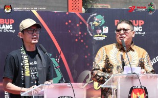 Anggota KPU Jatim Hadiri Serah Terima Kirab Maskot Pilkada Serentak 2024 di Malang