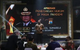 Kombes Pol Sumardji Raih Penghargaan Indonesia Award 2020