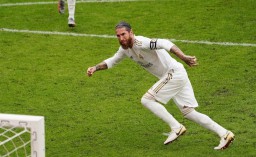 Real Madrid Unggul Tujuh Poin dari Barcelona