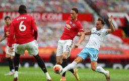 Manchester United Tembus Posisi ke-3