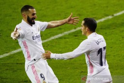 Tampil Gemilang, Benzema Bawa Madrid Tekuk Eibar
