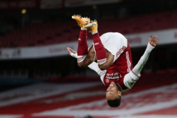 Borong Dua Gol,  Aubameyang Bawa Arsenal Menang, 3-0