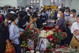Bubarkan Demonstran, Pasukan Militer Myanmar Gunakan Granat Kejut