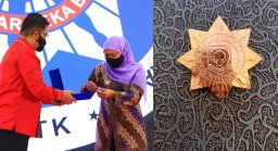 Gubernur Khofifah Terima Lencana Kehormatan Asthabrata  Dari IKAPTK