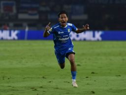 Beckham Putra Ukir Musim Terbaik Bersama PERSIB, Torehkan Rekor Gol Baru di Liga 1 2024/25