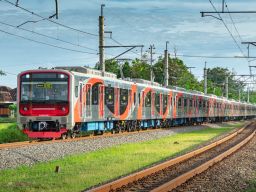 KAI Commuter Terima Rangkaian KRL Baru Produksi Dalam Negeri, Siap Perkuat Layanan Transportasi Urban