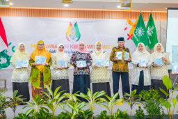 Gubernur Khofifah Dukung Inisiatif Lingkungan dan Keluarga Tangguh dari Nasyiatul Aisyiyah Jatim