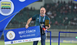 Bojan Hodak Berpeluang Raih Gelar Pelatih Terbaik Liga 1 Secara Beruntun