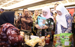 Misi Dagang Jatim-Kaltim Catat Transaksi Rp1 Triliun Lebih, Khofifah: Bukti Kuatnya Sinergi Daerah