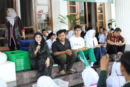 Ratusan Pelajar Tenggelam dalam Hening, Menyatu dengan Buku di Wisma Perdamaian