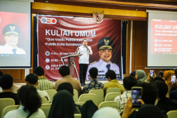Wali Kota Surabaya Eri Cahyadi: Politik Kebijakan Publik Harus Hadir untuk Semua