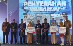 Dukung Praktik Pertanian Modern, Bank Jatim Serahkan CSR Pembangunan Greenhouse Ke Pemkot Kediri