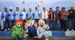 Obor Semangat Porprov IX Membara di Kota Malang, Disambut Meriah Penuh Tradisi