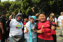 Gema Tawa Anak di Borobudur: Ketika Otok-Otok Mengalahkan Gawai