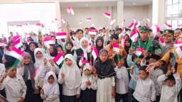 Menanam Asa dari Pinggiran: Gubernur Khofifah Temui Siswa Sekolah Rakyat Terintegrasi di Ponorogo