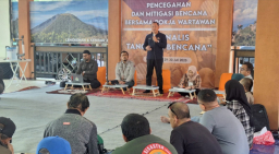 Membentuk Garda Depan Informasi: Jurnalis Ditempa Jadi Agen Ketangguhan Bencana