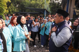 Mahasiswa UNS Diberangkatkan untuk KKN Tematik, Wagub Jateng Dorong Kolaborasi Pembangunan Daerah