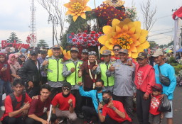 Bandungan Beraroma Bunga: Ribuan Warga Tumpah Ruah Merayakan Pesta Warna dan Wangi
