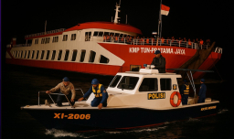 Satu Lagi Jasad Ditemukan, Tim SAR Lanjutkan Pencarian Korban KMP Tunu Pratama Jaya