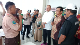 Kemenko Pemberdayaan Masyarakat Kunjungi Sekolah Rakyat UNESA: Perkuat Sinergi Pengentasan Kemiskinan