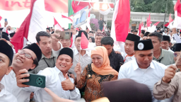 HKTI Jatim Kukuhkan Pengurus 38 Daerah, Arum Sabil Puji Peran Pemersatu Khofifah