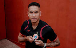 Persija Tarik Bruno Tubarao: Strategi Cerdas atau Sekadar Gimmick Transfer?