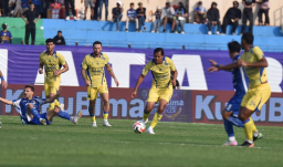 PERSIB dan PSIM Bermain Imbang di Babak Pertama, Duel Panas Tersaji di Bantul