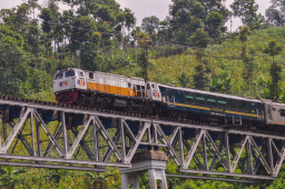 Kereta Panoramic KAI: Bukan Sekadar Perjalanan, tapi Wisata di Atas Rel