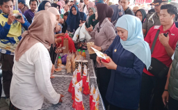 Ribuan Warga Probolinggo Serbu Pasar Murah Pemprov Jatim