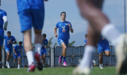 PERSIB Siap Tempur di Laga Perdana ACL, Federico Barba Ingatkan Tantangan Berat Lawan Lion City Sailors