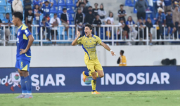 PERSIB Tumbangkan Arema FC di Kanjuruhan