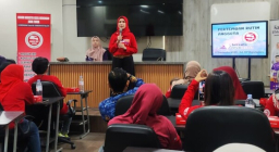 IKM Bojonegoro Belajar Desain Logo dan Kemasan Produk