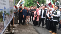 Jalan Poros Miru–Jugo Resmi Direhabilitasi, Khofifah: Akses Lancar, Ekonomi Masyarakat Kian Berkah