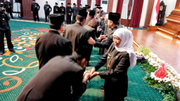 Regenerasi Birokrasi Jatim: Ratusan Pejabat Dipromosikan dan Dirotasi