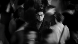 Leksmana Menapaki Panggung Musik sebagai Solois, Persembahkan Debut Penuh Rindu “(Nantikan Ku Kan) Pulang”