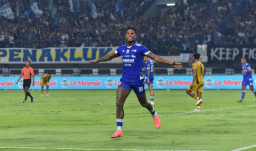 Bojan Hodak dan Seni Menumbuhkan Kepercayaan Diri Tanque