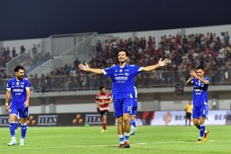 PERSIB Berpesta di Pamekasan, Gol Perdana Thom Haye Tutup Malam Gemilang Maung Bandung