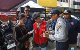 Eri Cahyadi Tata Parkir Surabaya: Tekan Premanisme, Jaga Iklim Investasi