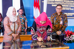 Khofifah Tancap Gas 2026, 38 Sekolah di Malang Raya Direvitalisasi