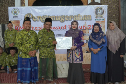 Ning Lia Raih DMI Award 2026, Dorong Masjid Inklusif dan Berdaya di Era Digital