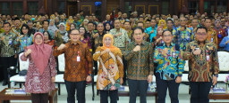 Khofifah: Talenta Digital dan AI Jadi Kunci Daya Saing Lulusan Jatim di Dunia Kerja