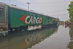 Banjir Ganggu Lintasan, 14 KA dari dan ke Jatim Terdampak