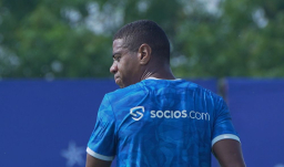 Barros Siap Pimpin PERSIB Hadapi Ratchaburi, Optimisme Biru di Panggung Asia